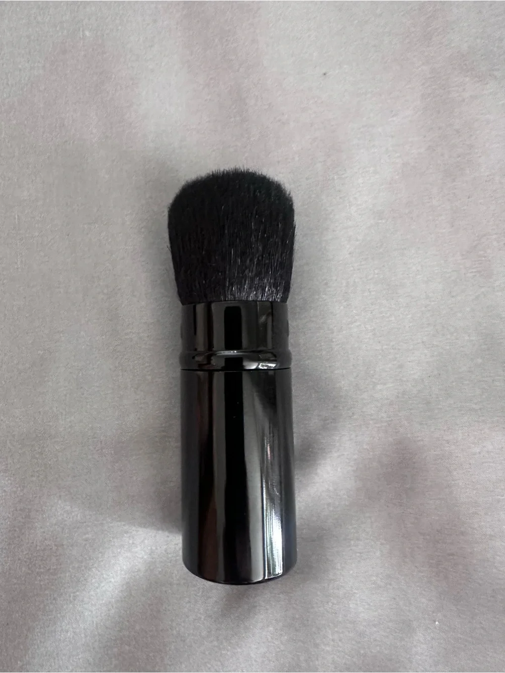Retractable Kabuki Makeup Brush - Black